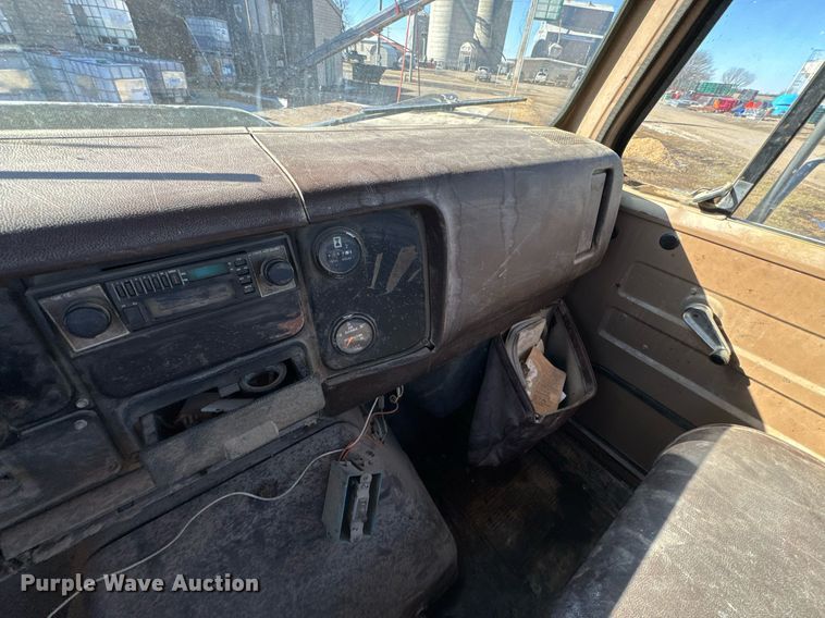 image for item OD9984 1984 International  1954 truck cab and chassis