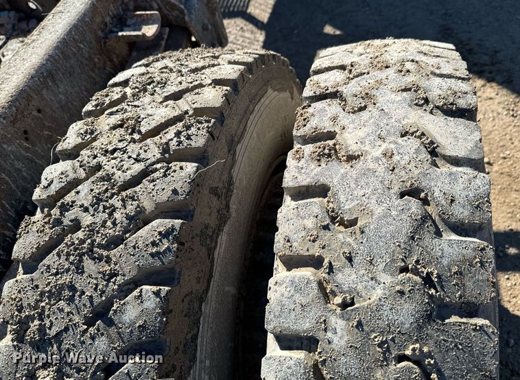 image for item OD9984 1984 International  1954 truck cab and chassis