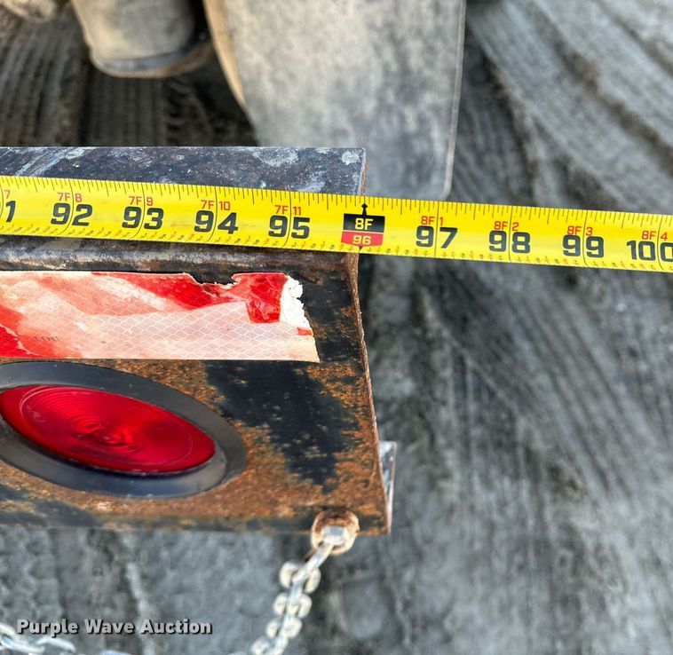 image for item OD9985 1998 Ford L9000 feed delivery truck