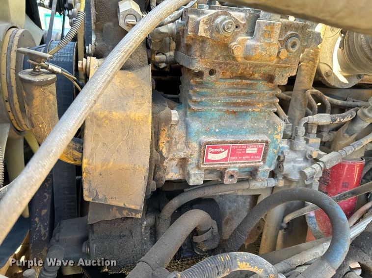 image for item OD9985 1998 Ford L9000 feed delivery truck