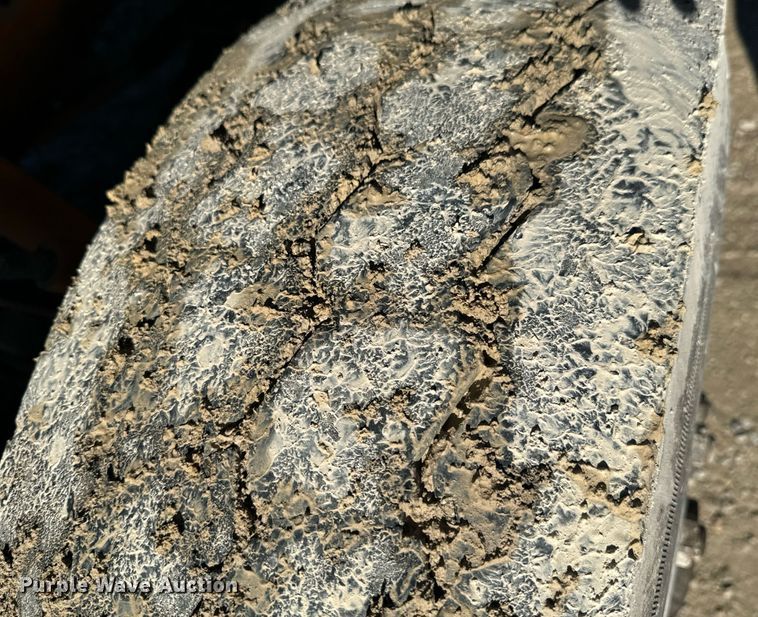 image for item OD9985 1998 Ford L9000 feed delivery truck