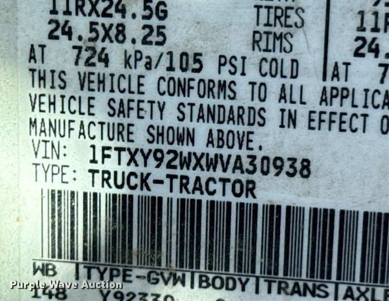 image for item OD9985 1998 Ford L9000 feed delivery truck