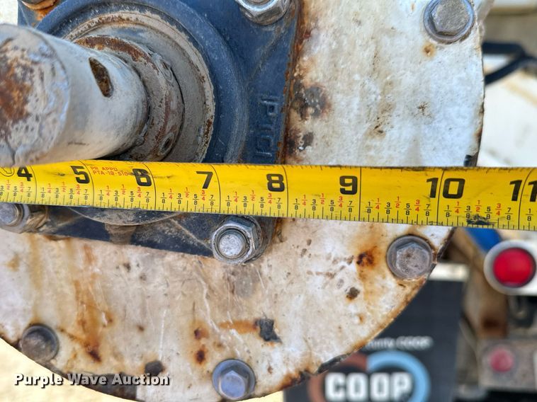 image for item OD9986 2005 International 9200 fertilizer delivery truck