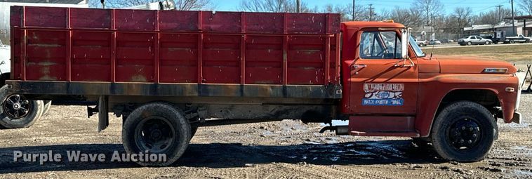 image for item OD9987 1972 Ford F605 grain truck