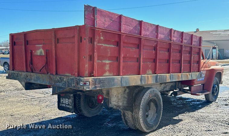 image for item OD9987 1972 Ford F605 grain truck