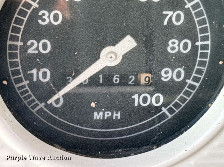 image for item OD9987 1972 Ford F605 grain truck