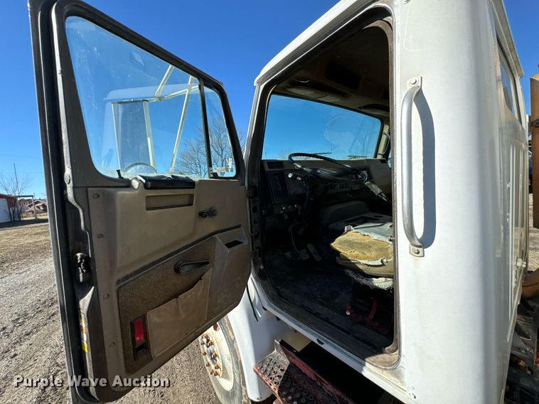 1993 International 8100 feed delivery truck in Severy, KS Item OJ9418