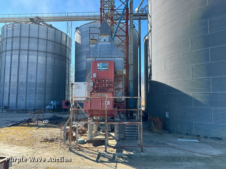 image for item OJ9423 Matthews Company 975 grain dryer