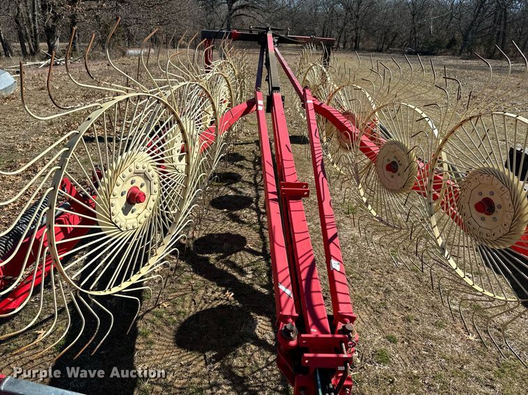 image for item OJ9426 Enorossi Y-Rake hay rake