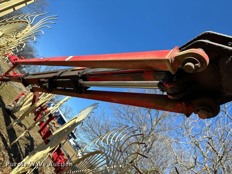 image for item OJ9426 Enorossi Y-Rake hay rake