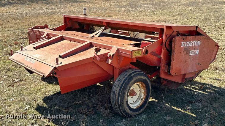 image for item OJ9429 Hesston 1090 sickle mower