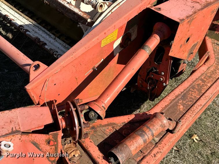 image for item OJ9429 Hesston 1090 sickle mower