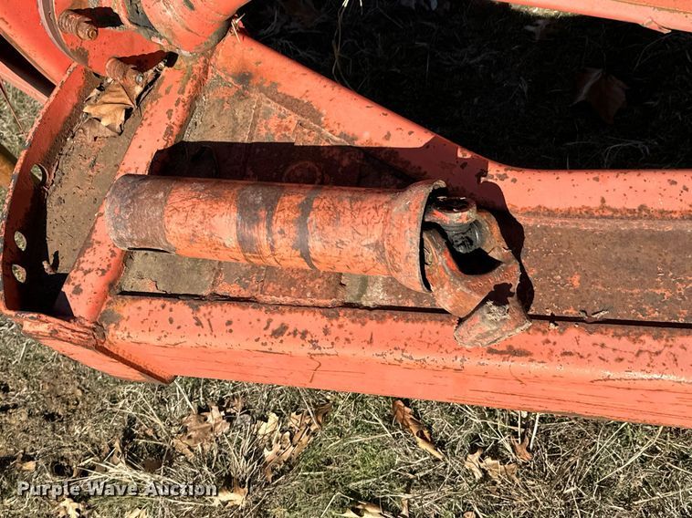 image for item OJ9429 Hesston 1090 sickle mower