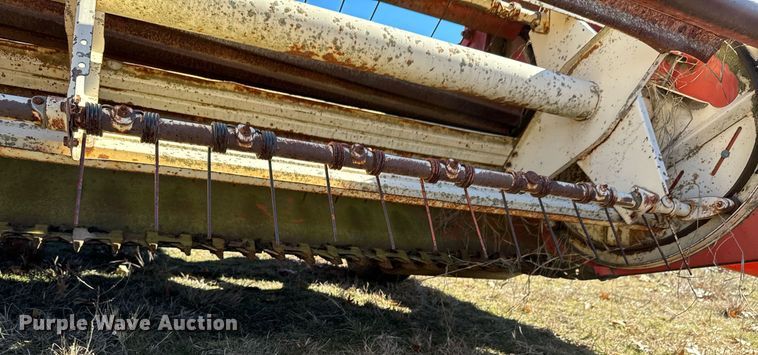 image for item OJ9429 Hesston 1090 sickle mower