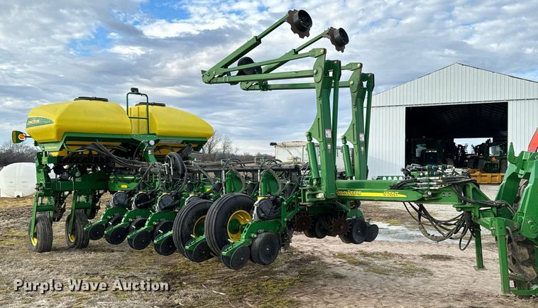 image for item OJ9438 John Deere 1770NT no-till planter