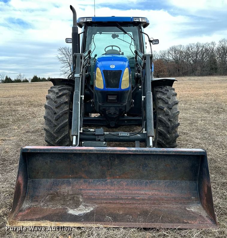 image for item OM9820 2005 New Holland  TS115A MFWD tractor