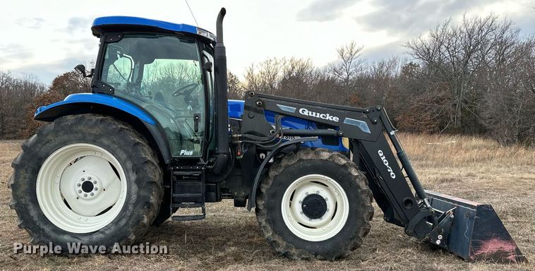 image for item OM9820 2005 New Holland  TS115A MFWD tractor