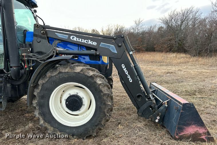 image for item OM9820 2005 New Holland  TS115A MFWD tractor