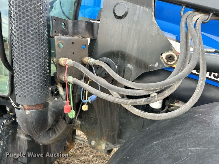 image for item OM9820 2005 New Holland  TS115A MFWD tractor