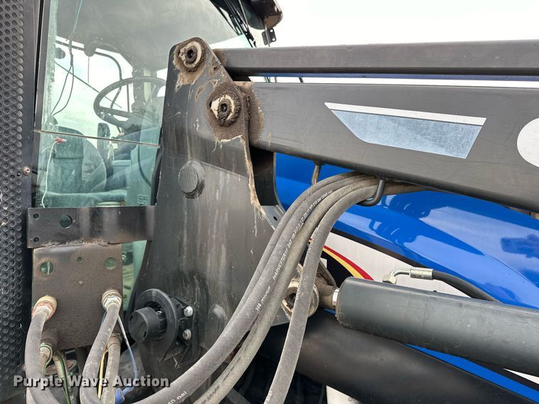 image for item OM9820 2005 New Holland  TS115A MFWD tractor