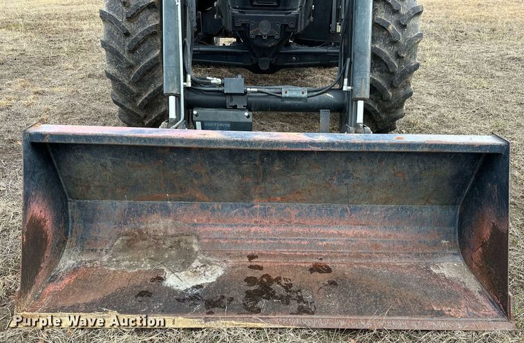 image for item OM9820 2005 New Holland  TS115A MFWD tractor