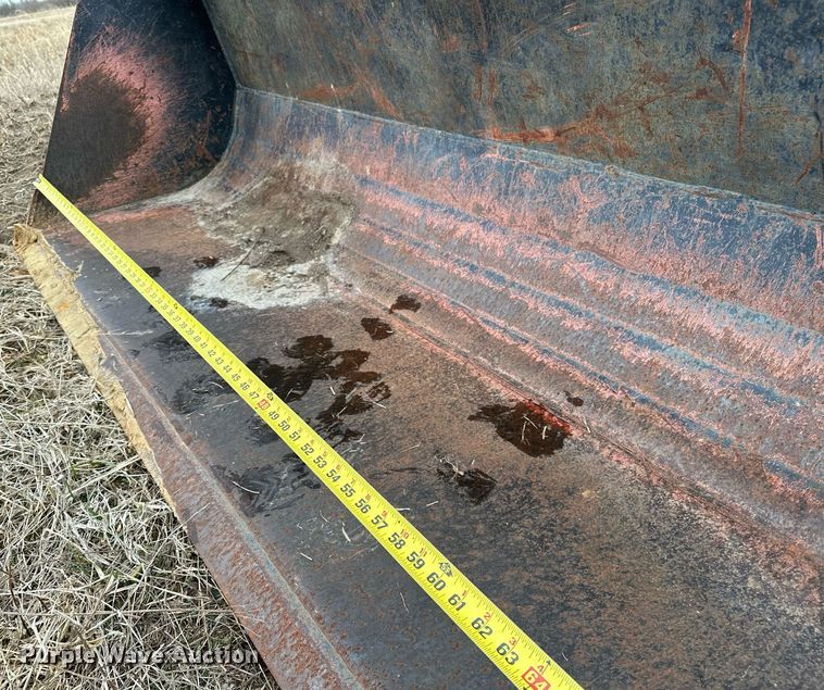 image for item OM9820 2005 New Holland  TS115A MFWD tractor