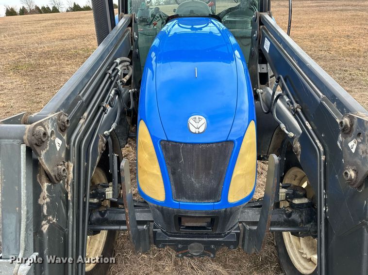 image for item OM9820 2005 New Holland  TS115A MFWD tractor