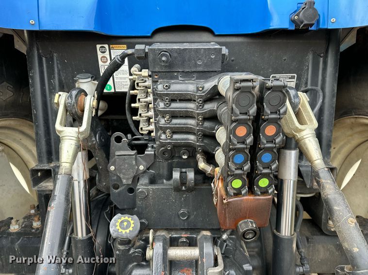 image for item OM9820 2005 New Holland  TS115A MFWD tractor