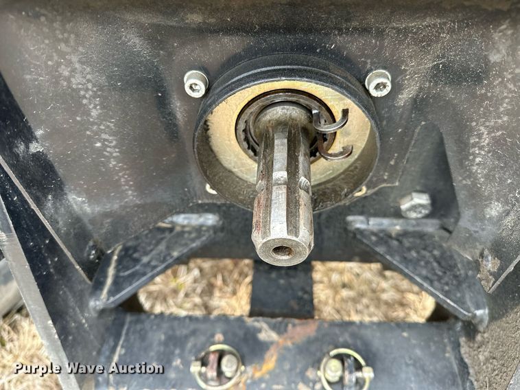 image for item OM9820 2005 New Holland  TS115A MFWD tractor