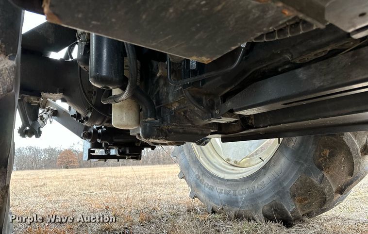 image for item OM9820 2005 New Holland  TS115A MFWD tractor