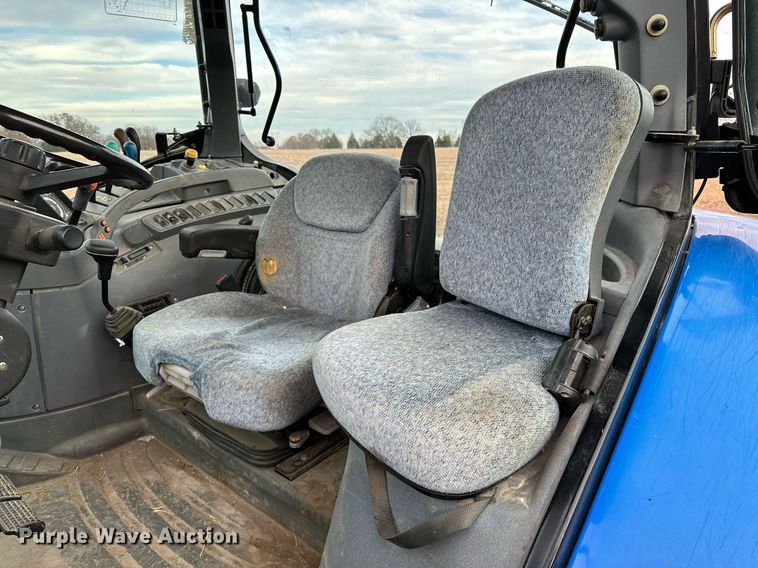 image for item OM9820 2005 New Holland  TS115A MFWD tractor