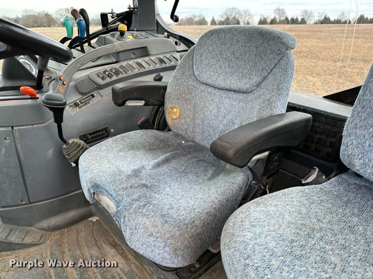 image for item OM9820 2005 New Holland  TS115A MFWD tractor