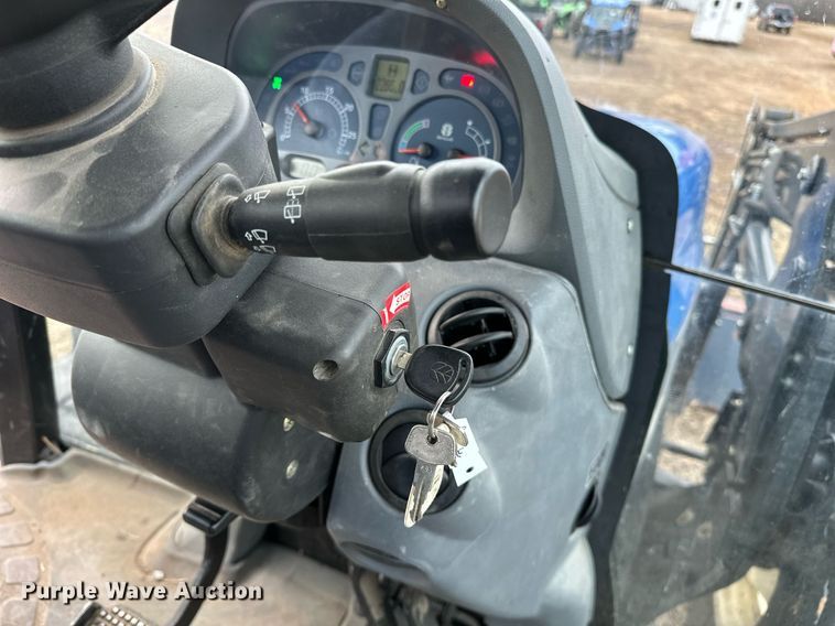 image for item OM9820 2005 New Holland  TS115A MFWD tractor