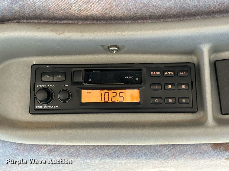 image for item OM9820 2005 New Holland  TS115A MFWD tractor