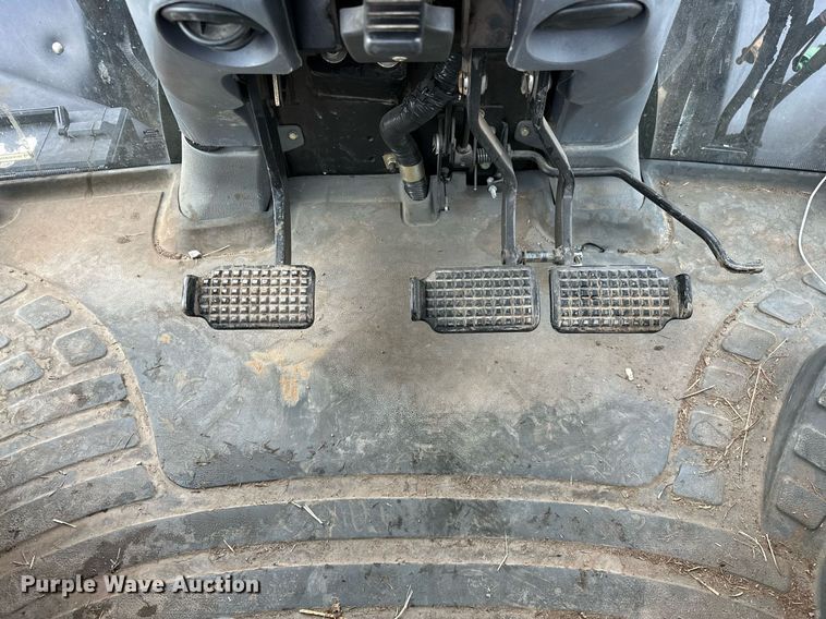 image for item OM9820 2005 New Holland  TS115A MFWD tractor