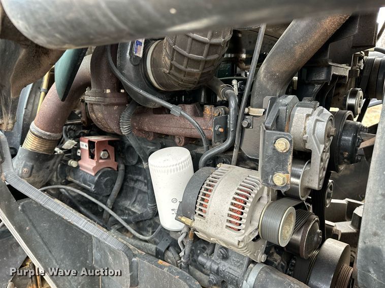 image for item OM9820 2005 New Holland  TS115A MFWD tractor