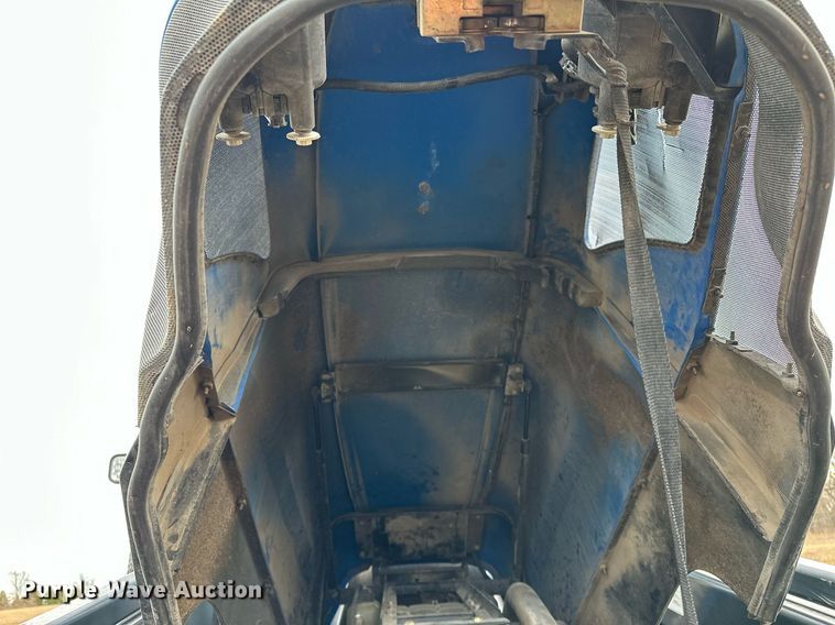 image for item OM9820 2005 New Holland  TS115A MFWD tractor