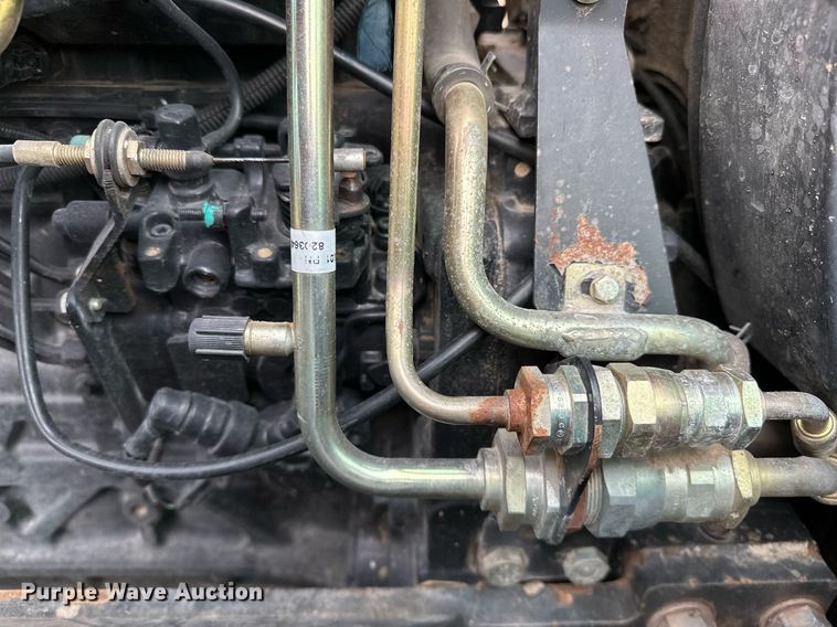 image for item OM9820 2005 New Holland  TS115A MFWD tractor