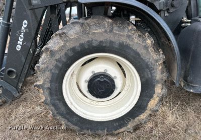 image for item OM9820 2005 New Holland  TS115A MFWD tractor