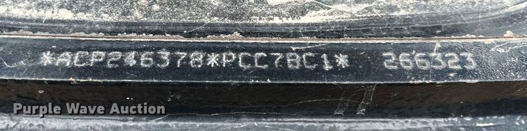 image for item OM9820 2005 New Holland  TS115A MFWD tractor