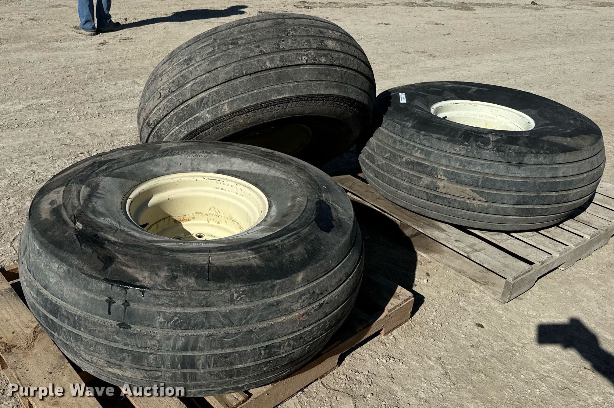 (3) 16.516.1SL implement tires in Onaga, KS Item NF9309 for sale