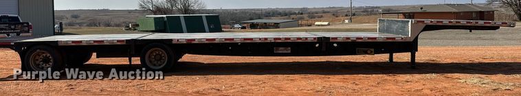 image for item DG4250 2006 Transcraft drop deck trailer