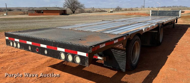 image for item DG4250 2006 Transcraft drop deck trailer