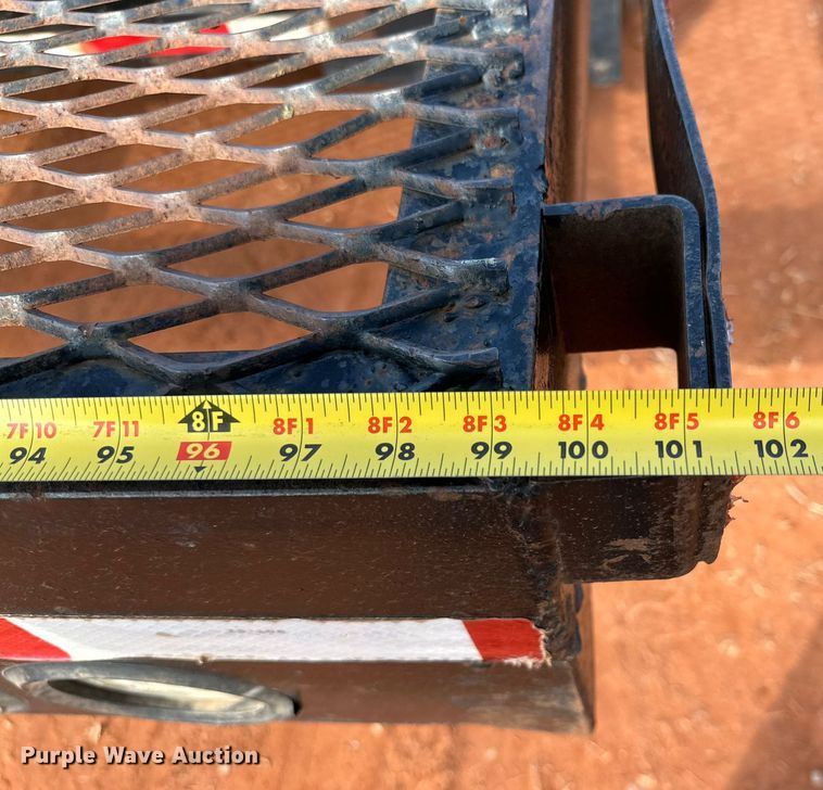 image for item DG4250 2006 Transcraft drop deck trailer