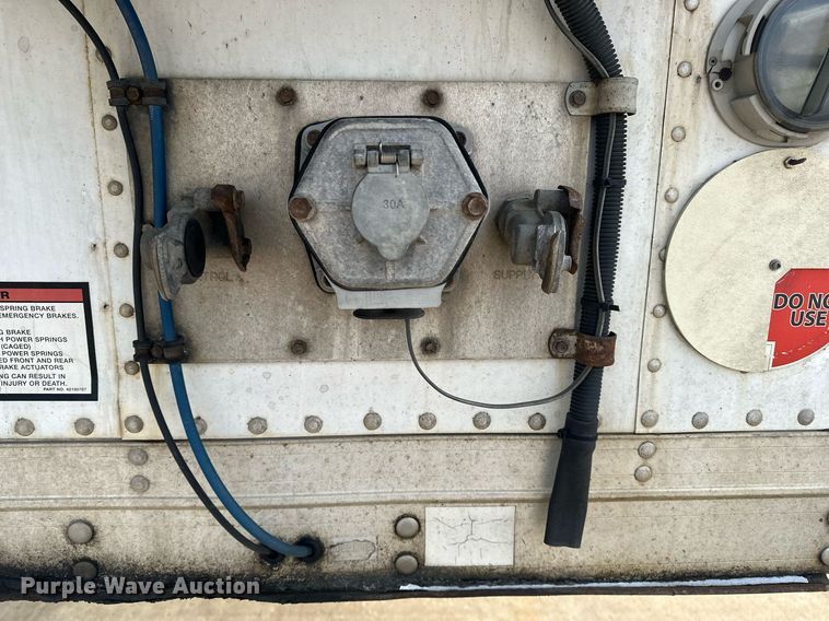 image for item DJ6228 2006 Great Dane 7811TZ 1A refrigerated van trailer