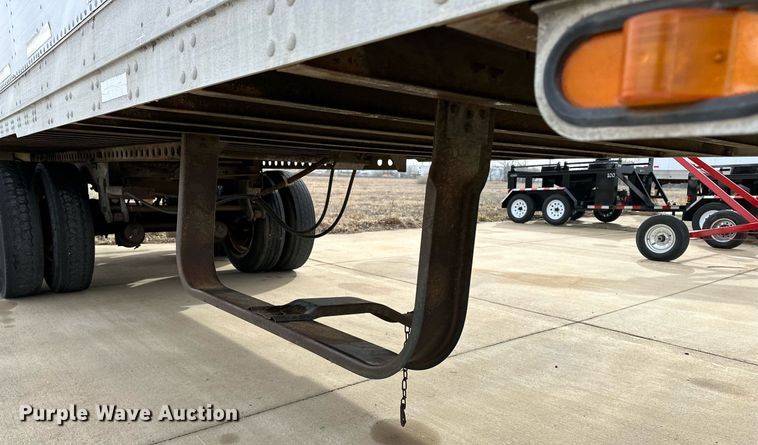 image for item DJ6229 1998 Stoughton  AVW-485T-S-C dry van trailer