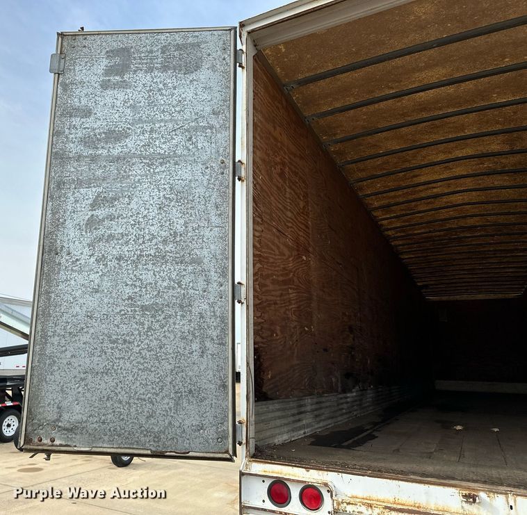 image for item DJ6229 1998 Stoughton  AVW-485T-S-C dry van trailer