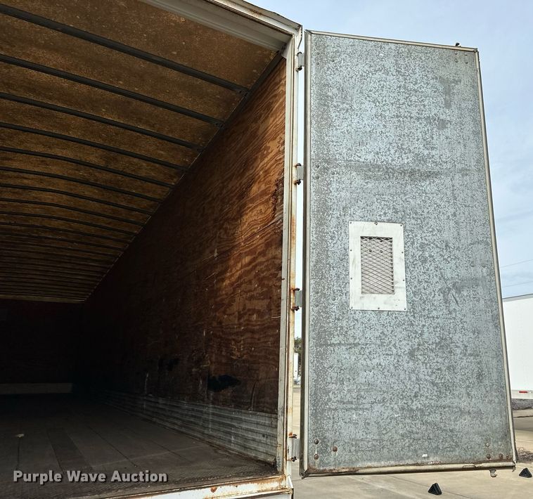 image for item DJ6229 1998 Stoughton  AVW-485T-S-C dry van trailer