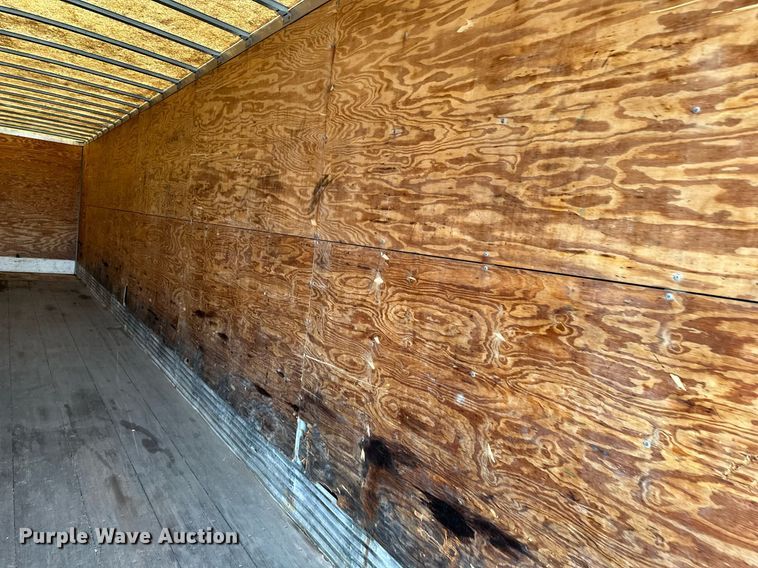 image for item DJ6229 1998 Stoughton  AVW-485T-S-C dry van trailer