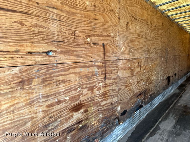 image for item DJ6229 1998 Stoughton  AVW-485T-S-C dry van trailer